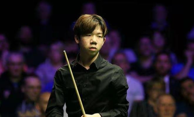 欢呼声更加 欢呼声更加