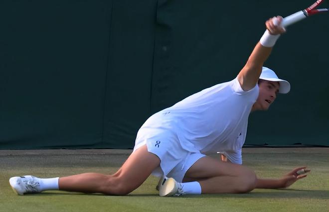 他不仅提升 他不仅提升